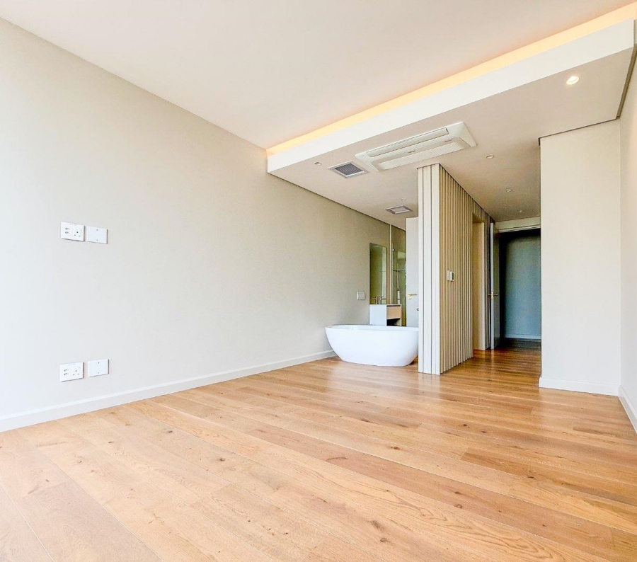 3 Bedroom Property for Sale in Fresnaye Western Cape